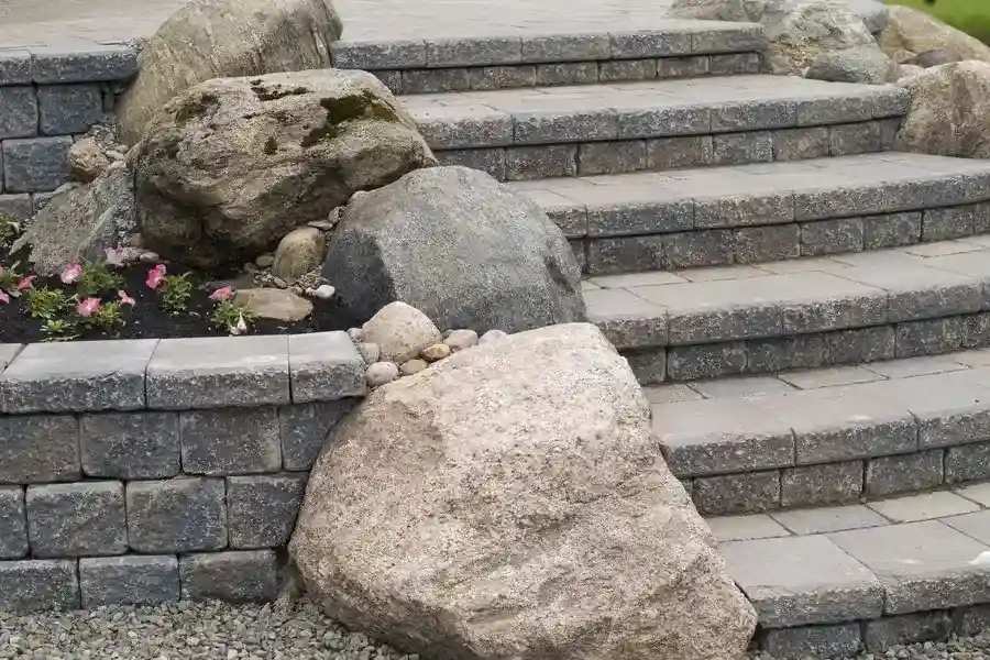 The Importance Of Hiring A Professional For Retaining Walls Lee's Summit MO 64081